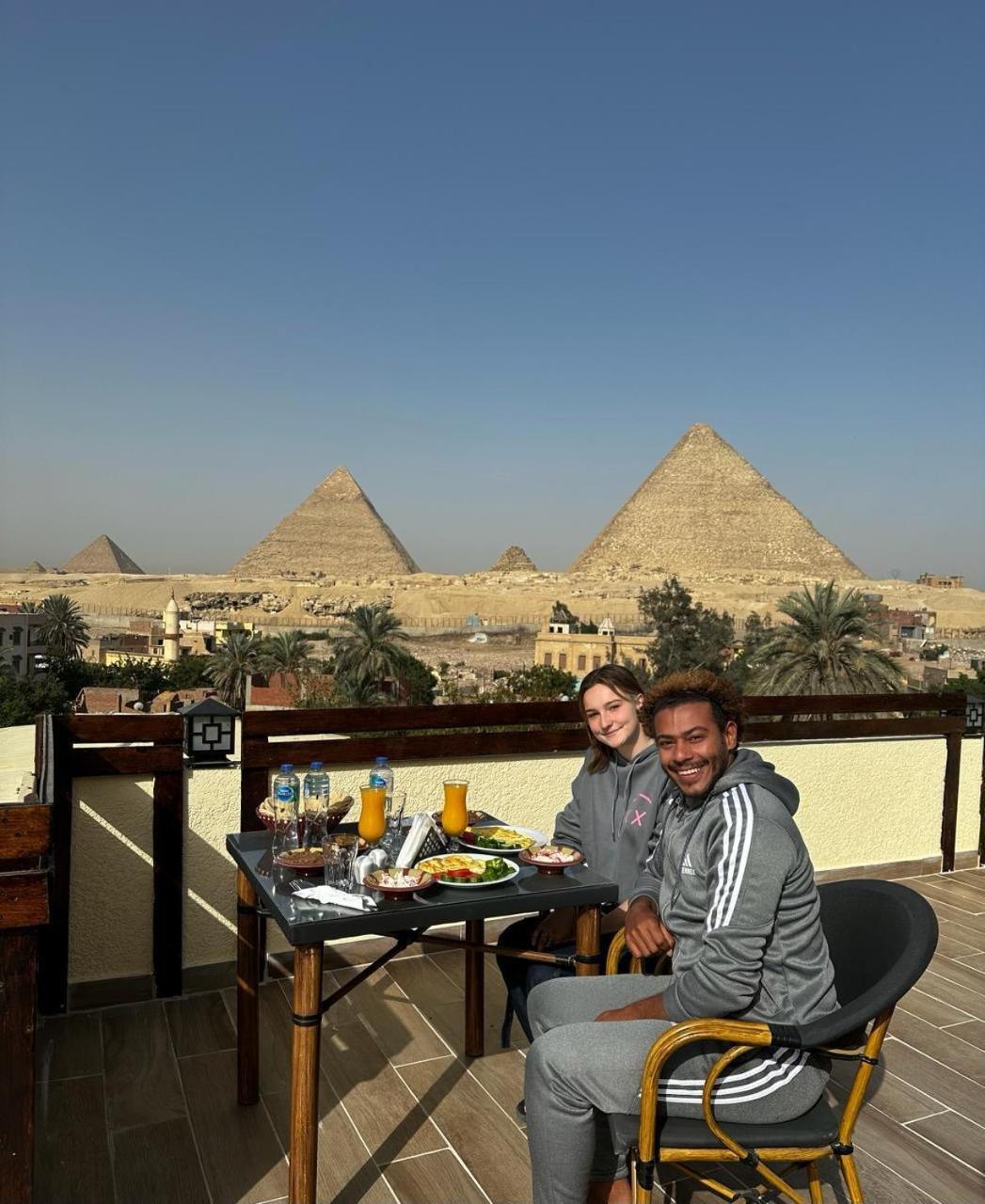 ホテル Pyramids Era View Kafret el-Gabal エクステリア 写真